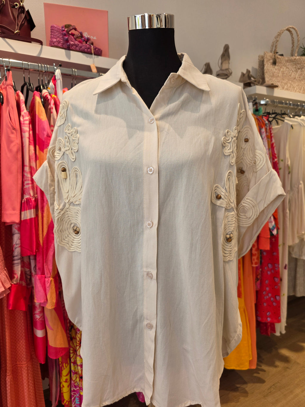 BLUSE TUNIKA CREAM STICKEREI GR.40