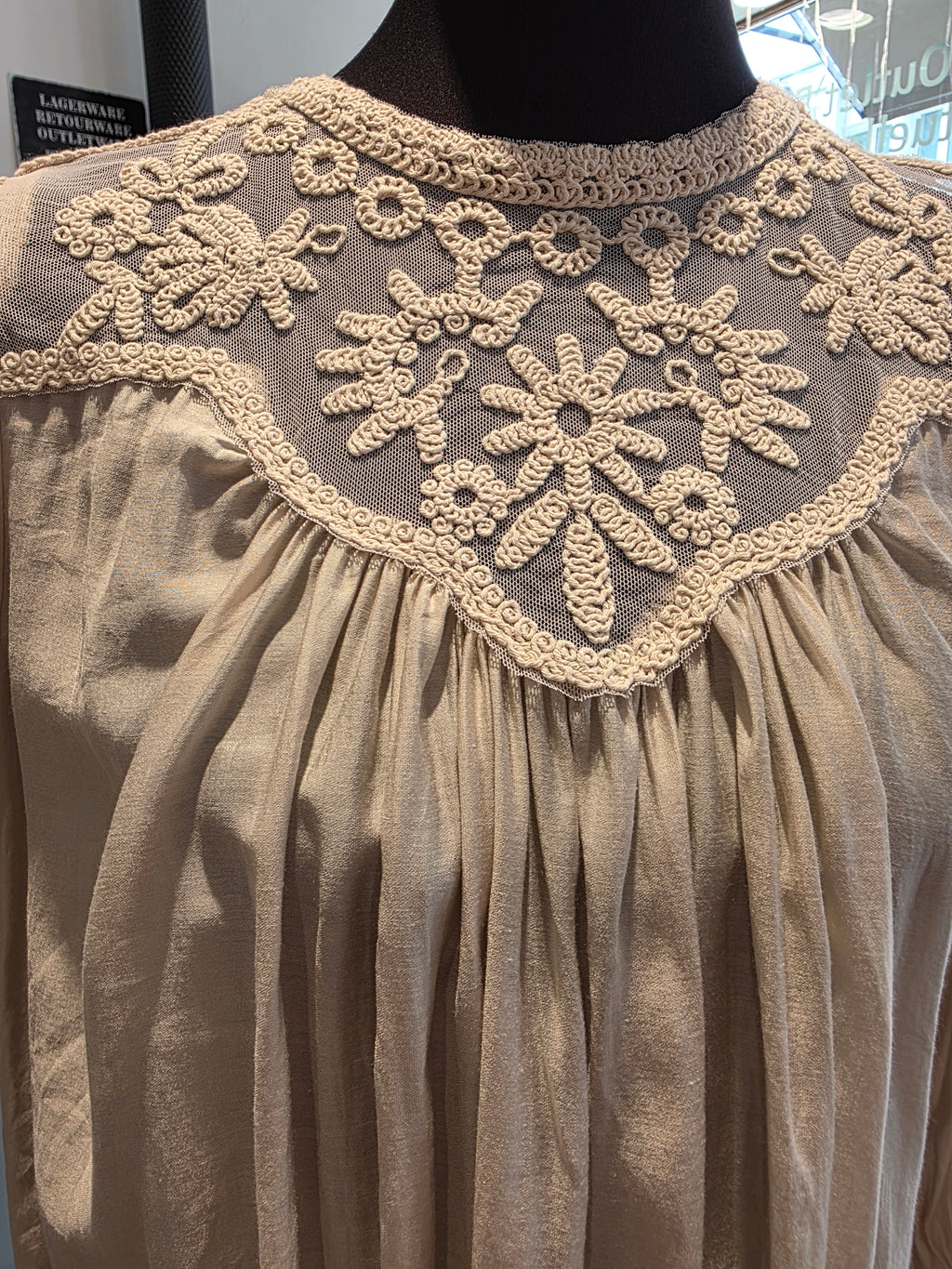 ROMANTISCHE BLUSE TUNIKA CREAM GR.36