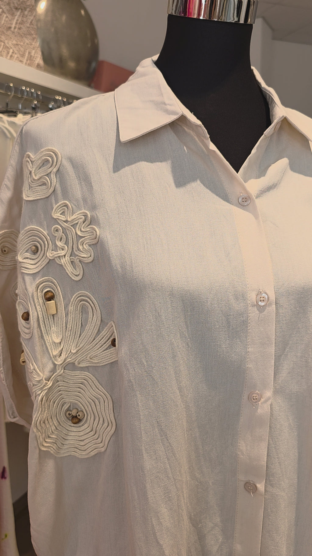 BLUSE TUNIKA CREAM STICKEREI GR.40